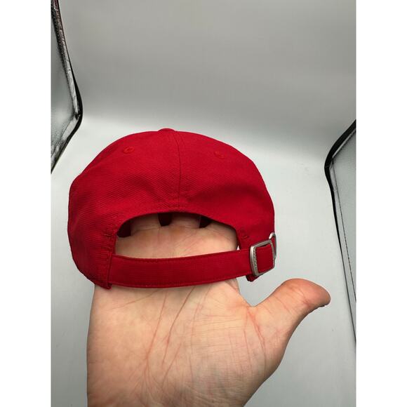 Adidas South Dakota Coyotes Baseball Cap Red OSFM Adjustable - Picture 6 of 9